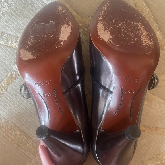 Metallic Mary-Jane style heels from Jonathan Kelsey - Picture 7 of 10